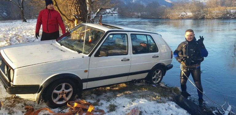 Nesreća u BiH: Golf završio u rijeci, pogledajte akciju spašavanja