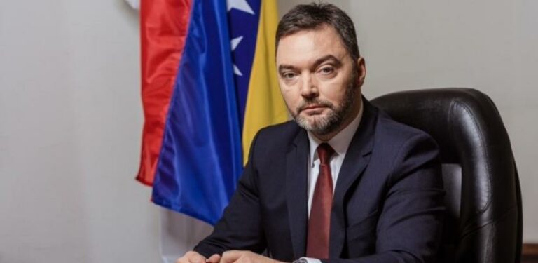 Košarac: Insistirati na zakonitom postupanju graničnih veterinarskih inspektora