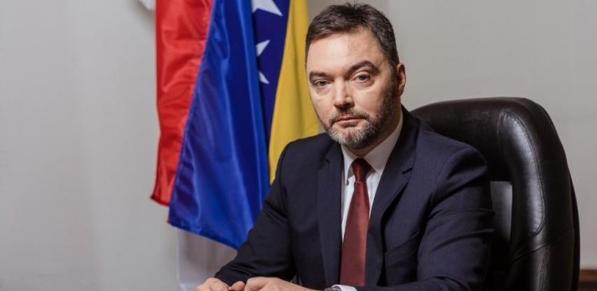 012a2e10 fa89 42d2 8fcc 81ae48ec7bcfkosarac