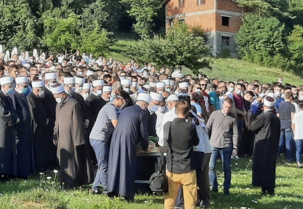 039BB713 DCBD 4271 A443 11A1FE292737