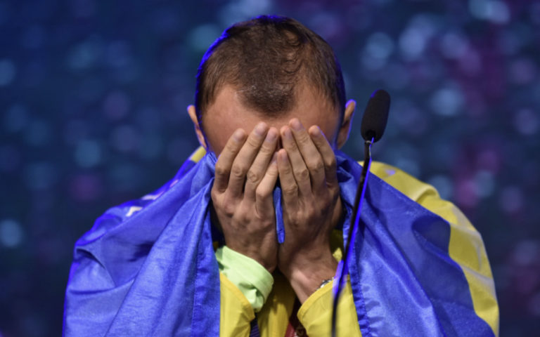 Amel Tuka u suzama: Ostanite ponosni, ne zaboravite svoju vjeru, porijeklo i tradiciju