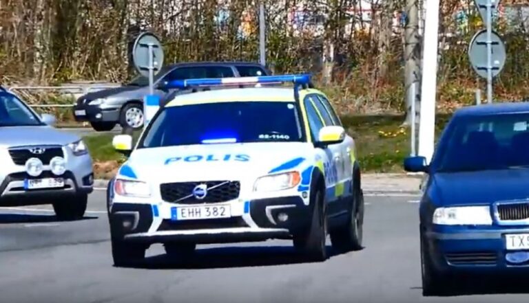 Spriječila ga policija: Danski političar u švedskom Malmeu planirao zapaliti Kur’an ispred džamije