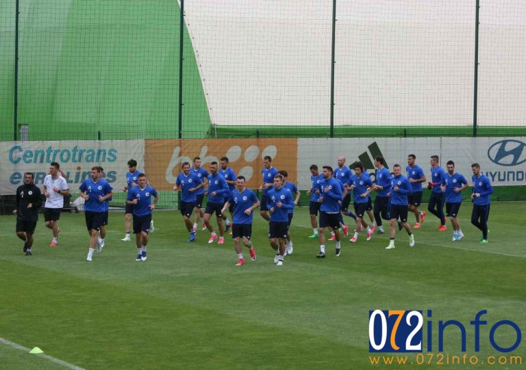 Nogometni Zmajevi stigli u Zenicu, odradili prvi trening