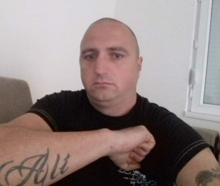 117C7A59 9602 4C17 9E44 77216C95389E