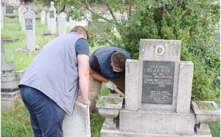 Kako su pali roditelji iz pakla: Bebu sahranili u tuđem grobu, pa lagali da nije ni rođena