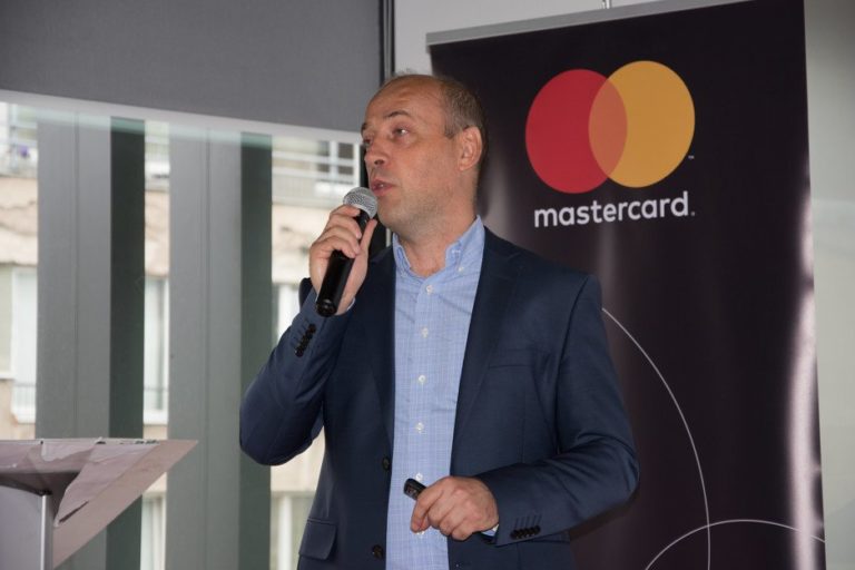 Građani BiH najčešće koriste kartice za plaćanje iznosa većih od 30 KM