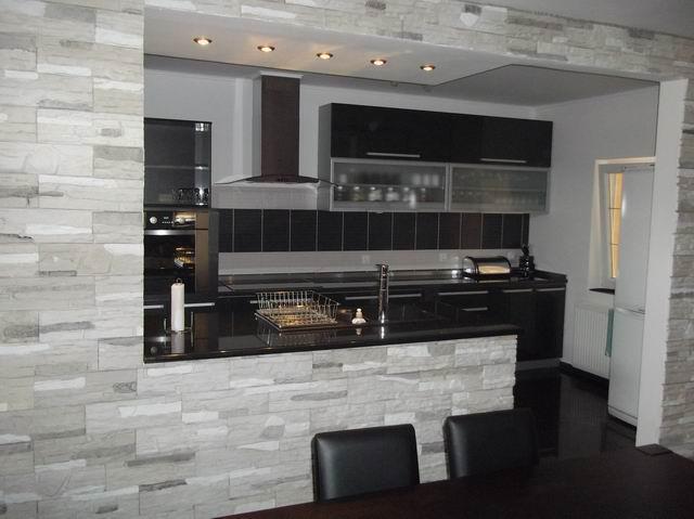 421131_293229204115780_1185424261_n