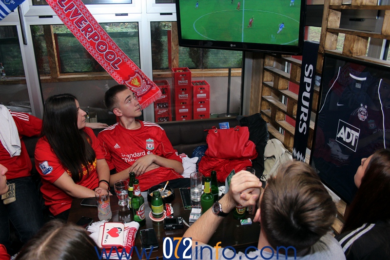 Upriličeno 8. oficijelno okupljanje navijača LFC FAN CLUBA BIH u Zenici (FOTO)