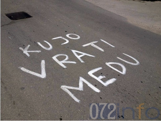 Neuobičajeni natpis iznenadio Zeničane