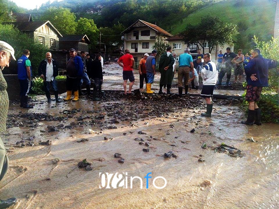 ORAHOVICA: Uslijed obilne kiše ponovo došlo do izlijevanja rijeke u selo (FOTO)
