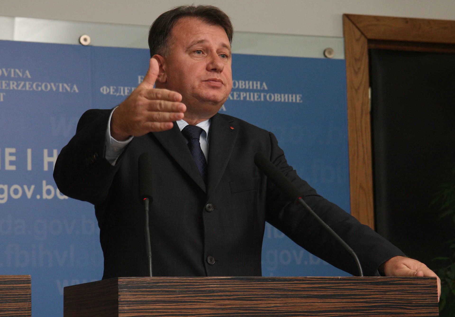 Imovinski napredak političara: Od ničega do svega