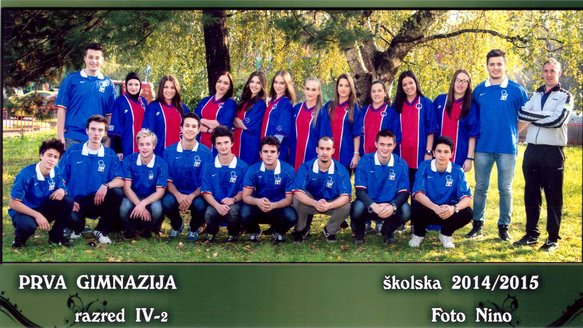 NIJE SVE DO ODJEĆE: Neobična zajednička fotografija učenika Prve gimnazije u Zenici