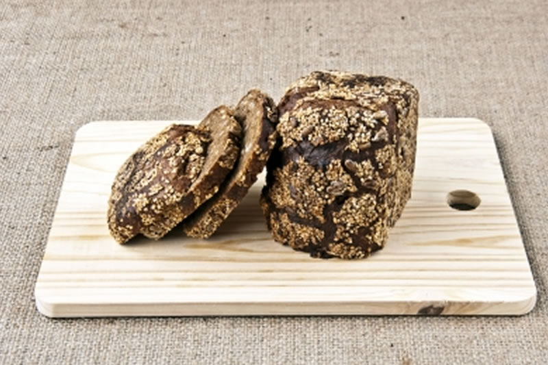 Je li bolja drvena ili plastična daska za rezanje?