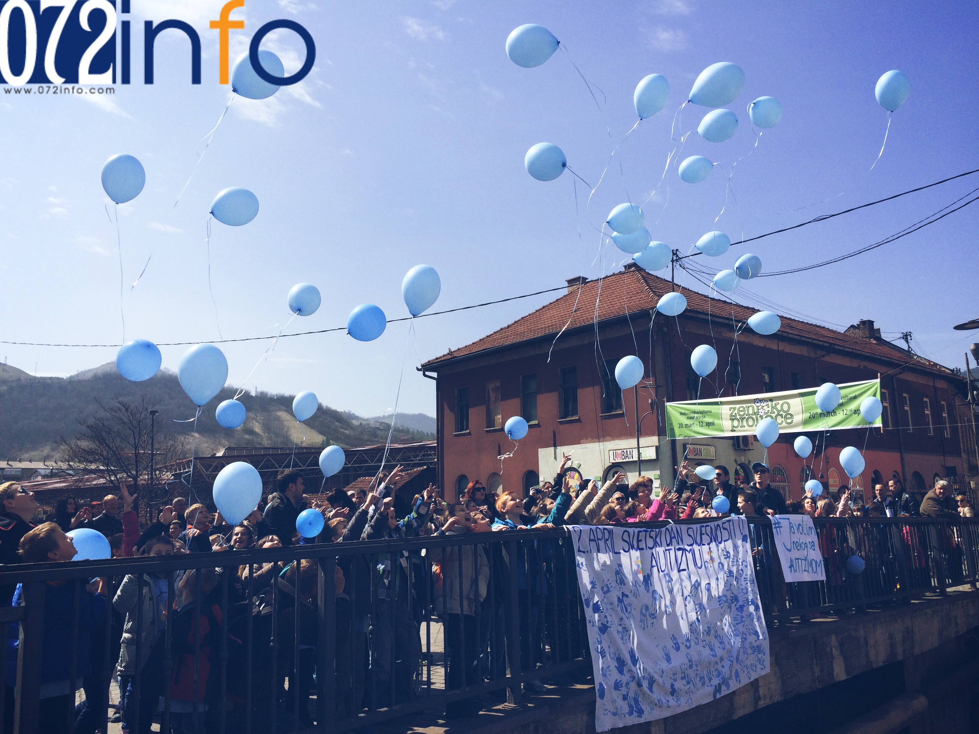 PUŠTENI PLAVI BALONI: Svjetski dan svjesnosti o autizmu obilježen i u Zenici