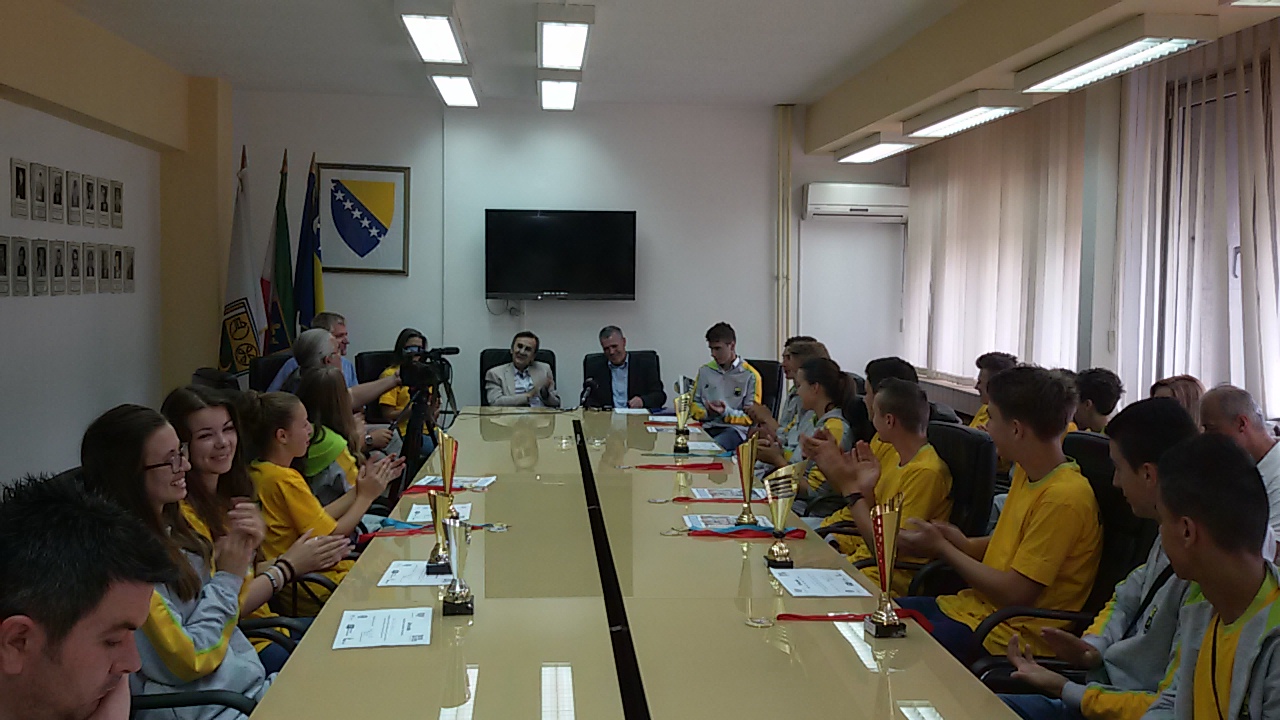 Delegacija Sportskog saveza grada Zenice u posjeti gradonačelniku Smajloviću