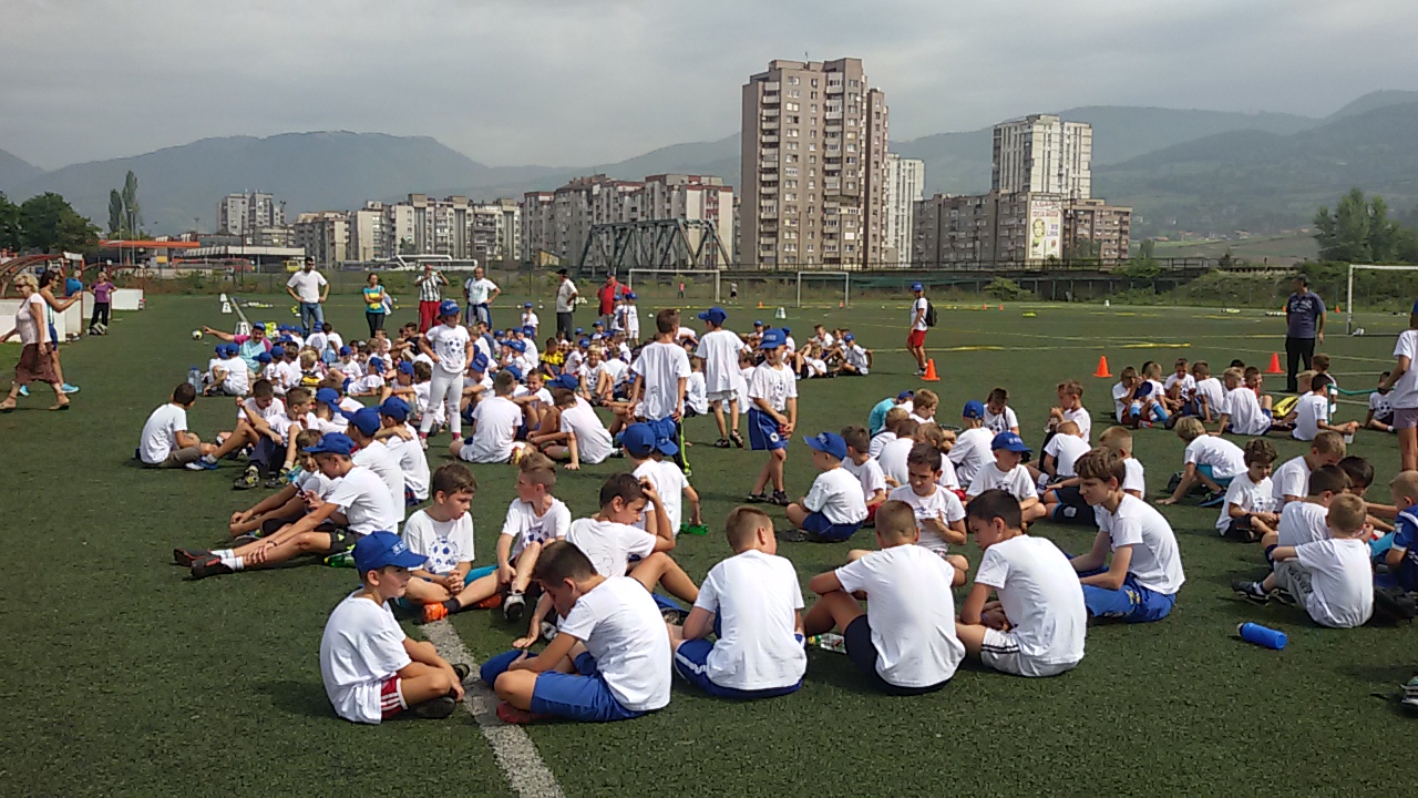 KAMBEROVIĆA POLJE ZENICA: Realizovan projekat “Danska škola fudbala”