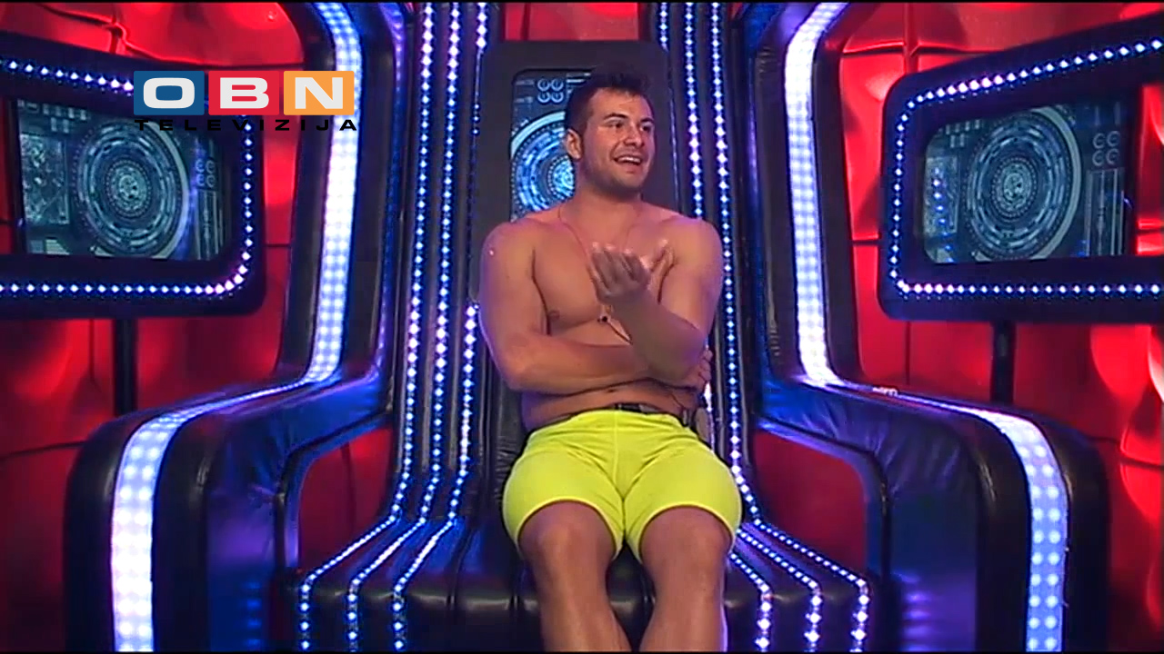 VELIKI BRAT Ervin dobio poruku od Stefani