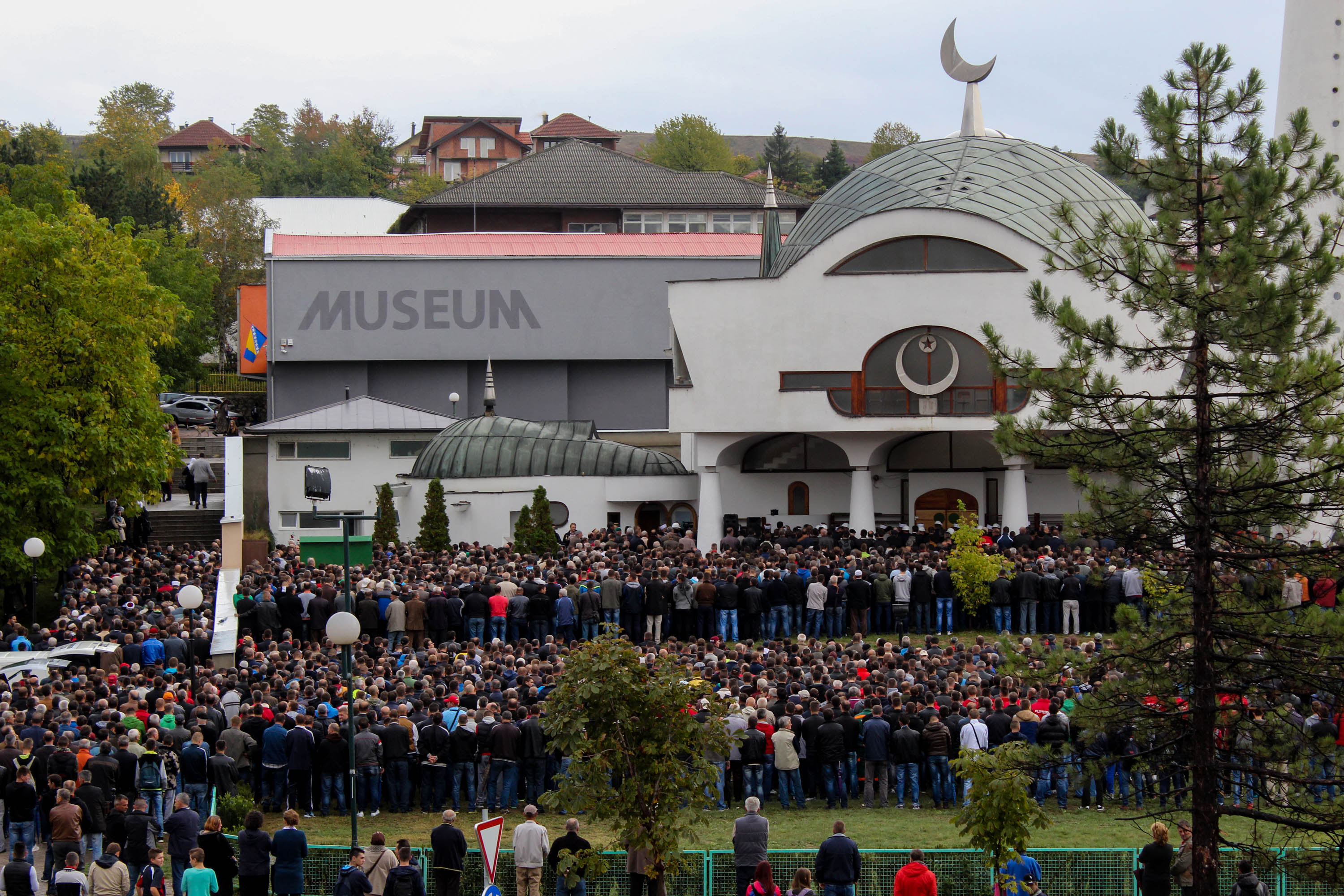OPROŠTAJ Klanjana dženaza trojici poginulih rudara