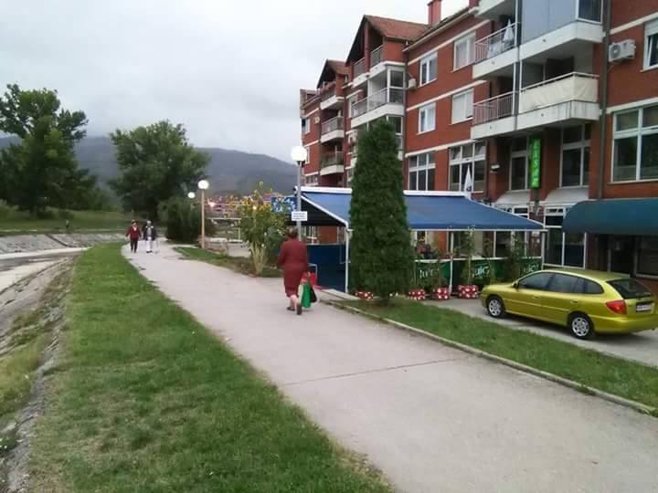 12202291_1060151647342773_1918083817_n