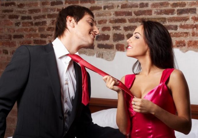 Kada vam muškarac kaže seksi, lijepa ili slatka si, evo šta zapravo misli!