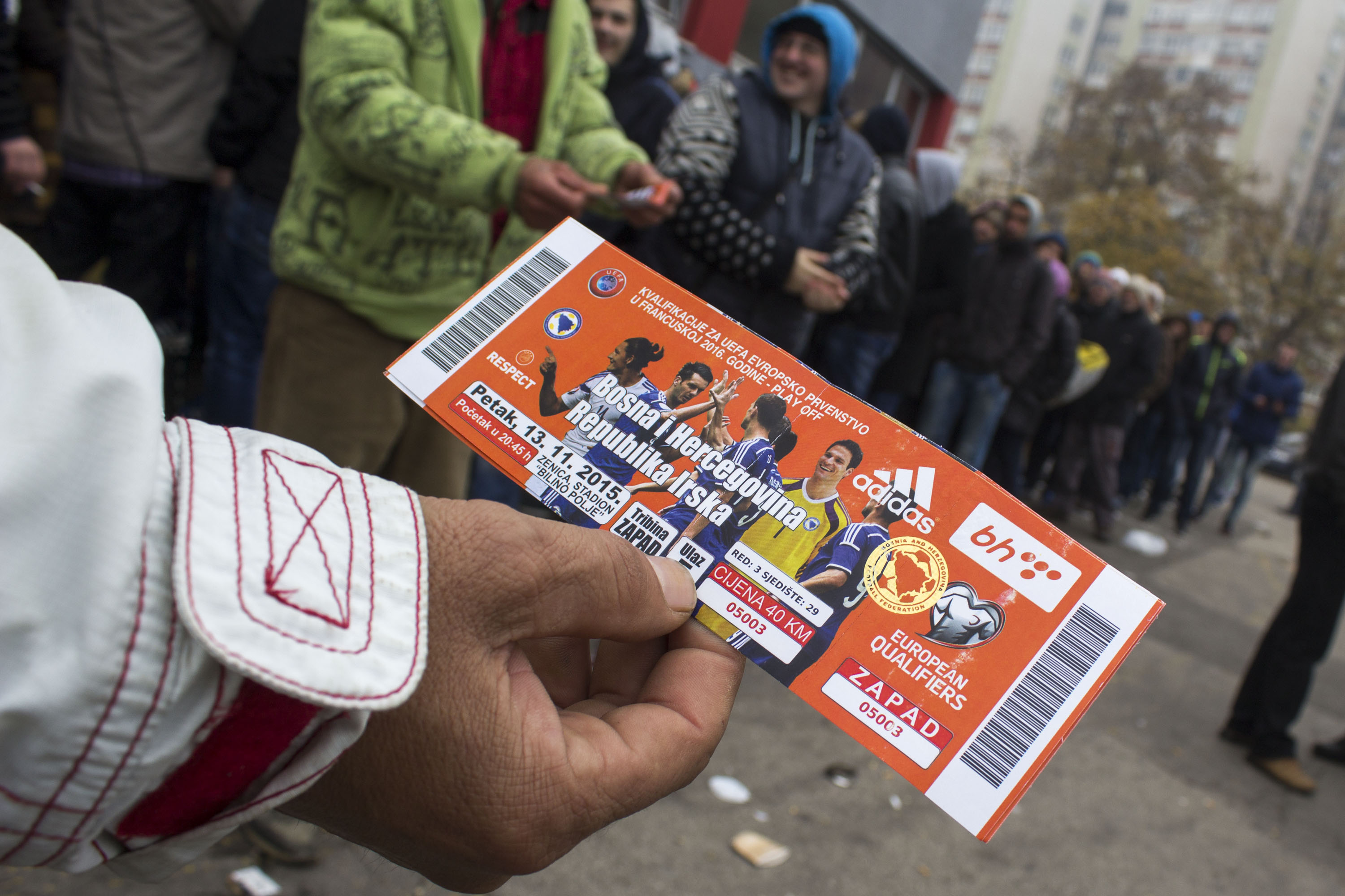 TAPKAROŠI TRLJAJU RUKE: Navijači skoro da i ne pitaju za cijenu, karte za Irsku vrtoglavih 200 KM