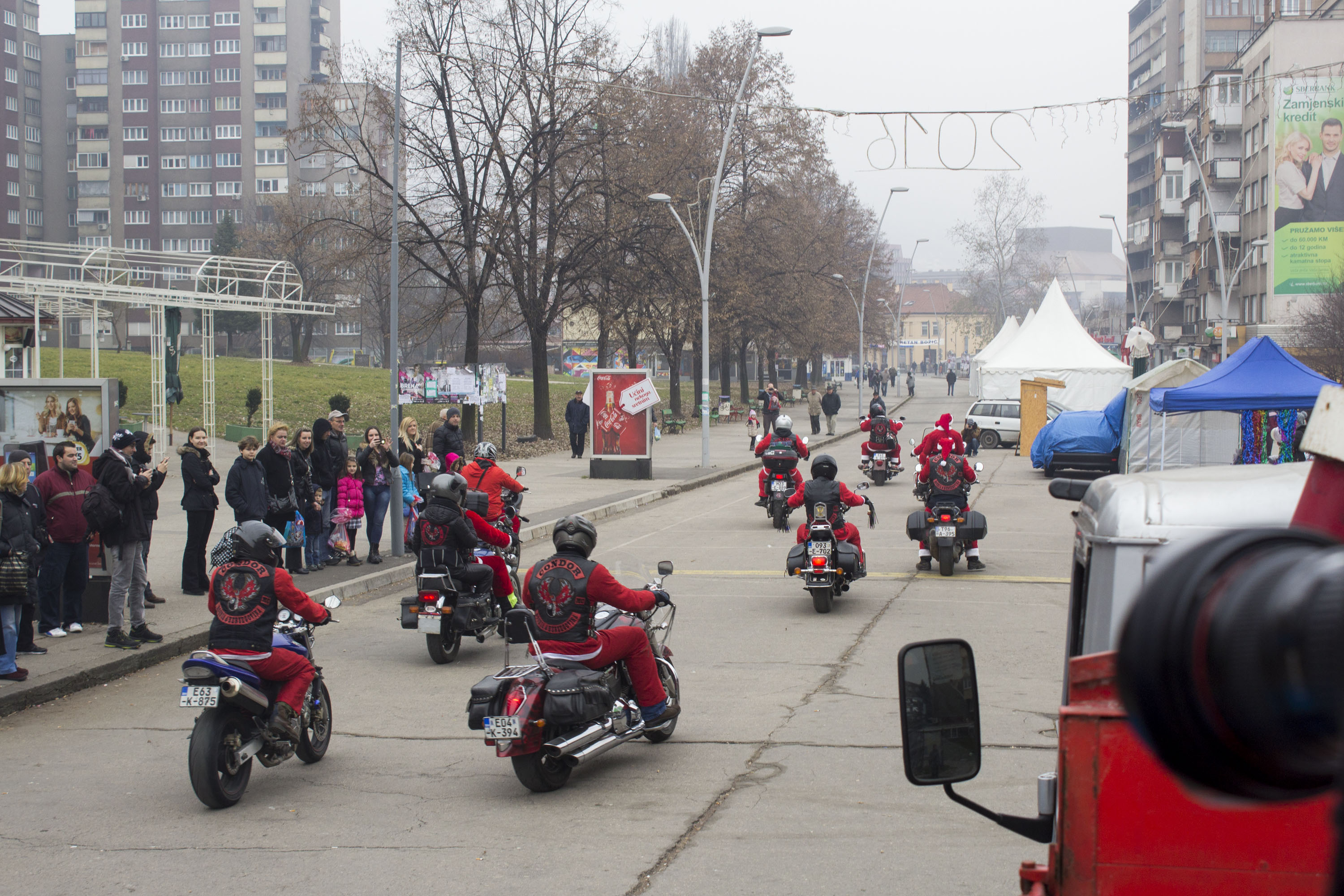 Obradovali 80 mališana JU “Dom porodica” Zenica: Nova godina ne bi bila praznik za nas da nije bajkera