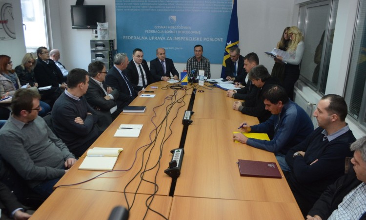 Inspektori u FBiH nastavljaju borbu na suzbijanju sive ekonomije i rada nacrno