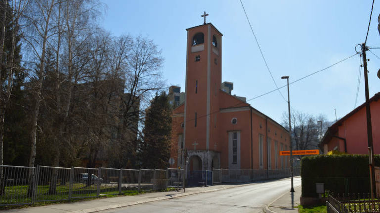 U ZENICI JEDINI SAMOSTAN U BIH Sestre Uršulinke – narodne učiteljice