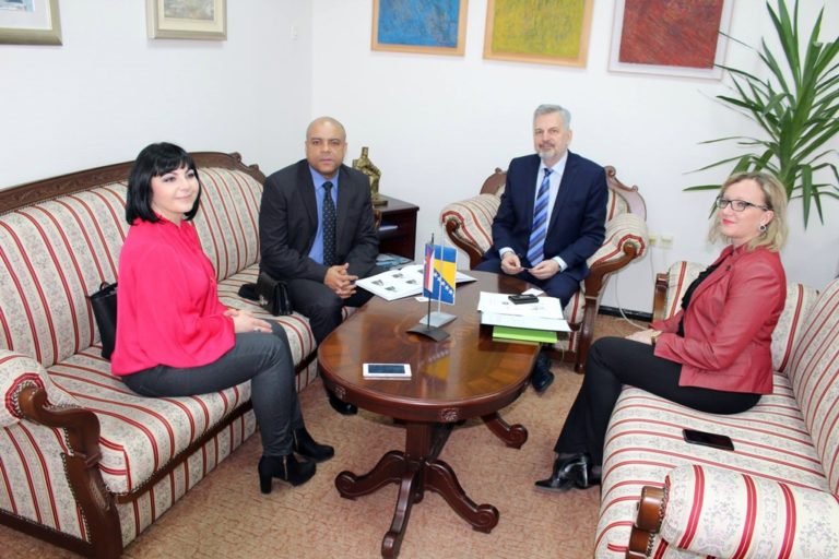 Ambasador Republike Češke posjetio Univerzitet u Zenici