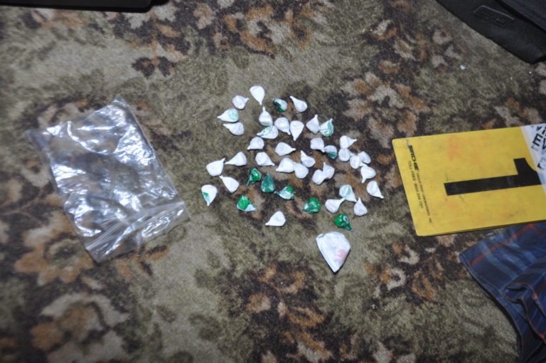 MUP ZDK: Izvršenim pretresom u Zenici pronađena opojna droga