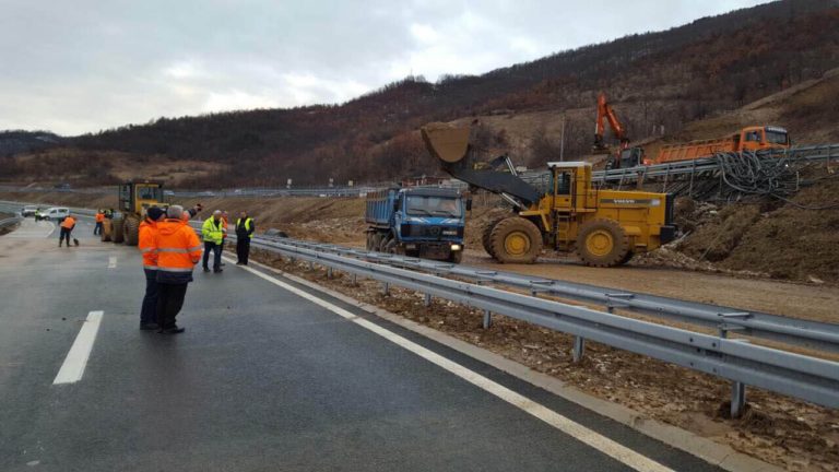 Usporen saobraćaj na autoputu Sarajevo-Zenica