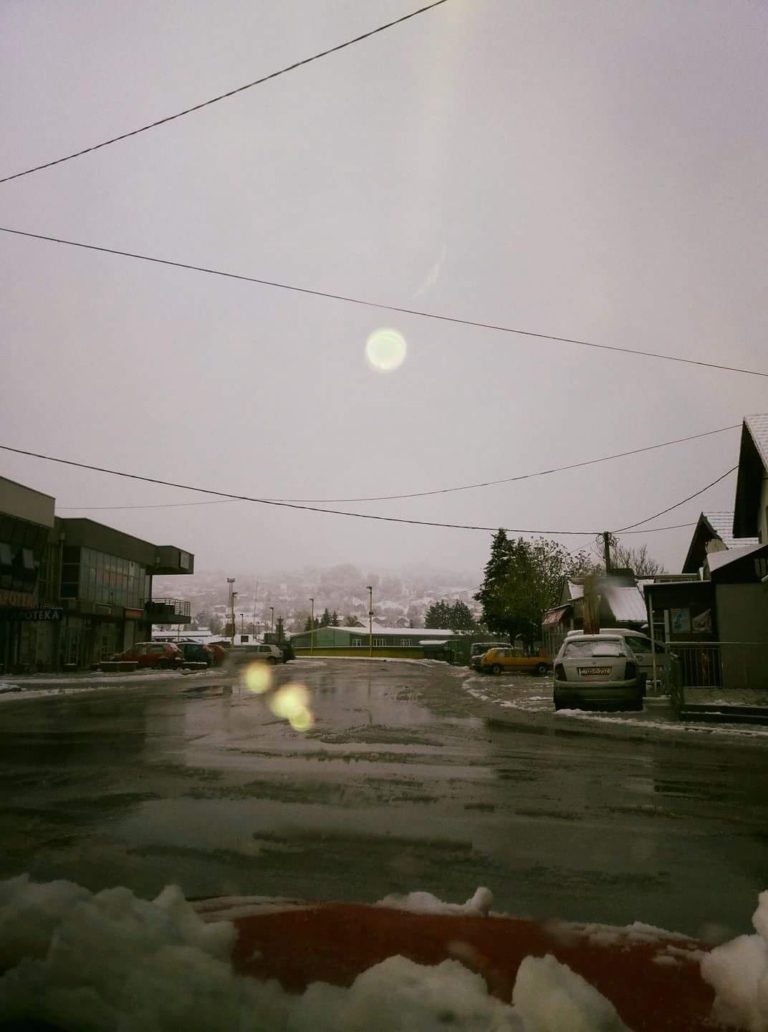 Vanredno stanje: Zbog snijega kompletna općina Zavidovići bez struje