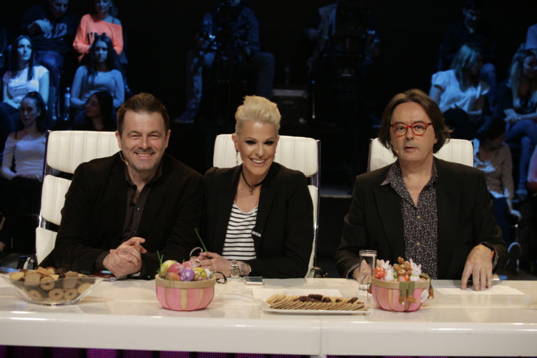 Nikad nije kasno: Veliki hitovi uljepšali večer žiriju i publici, ali odluke im padaju sve teže