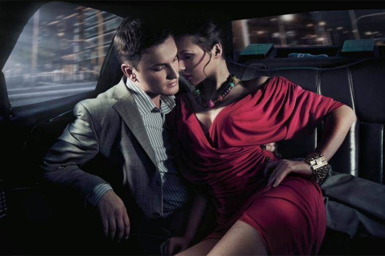 Četiri poze za najbolji seks u automobilu