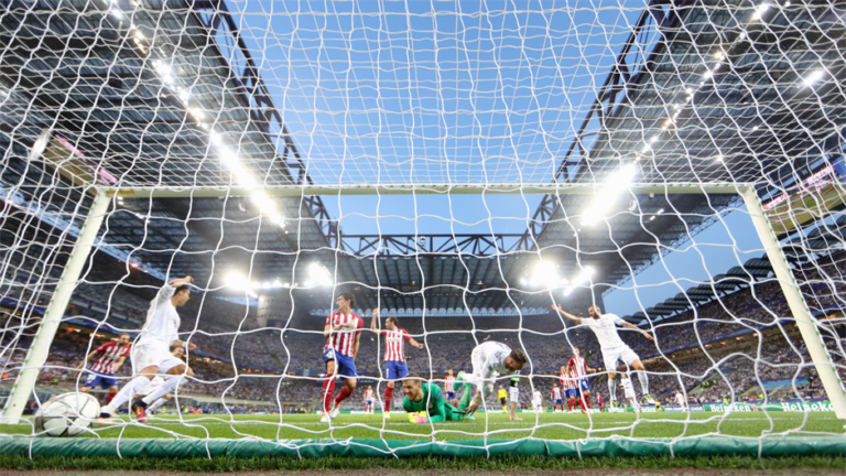 Zašto je razmak između stativa na golu sedam metara?