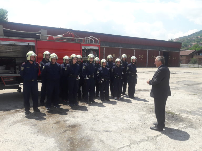 13 članova DVD Zenica položilo ispit za dobrovoljnog vatrogasca