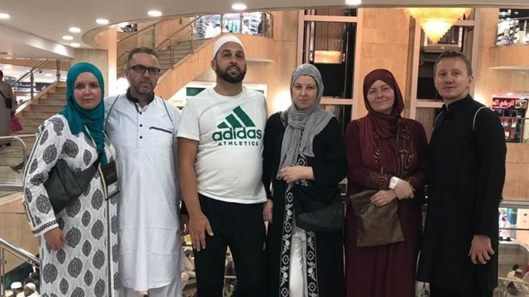 NA PUTOVANJU ŽIVOTA Bračni par iz Zenice spojio bračno putovanje i hadž