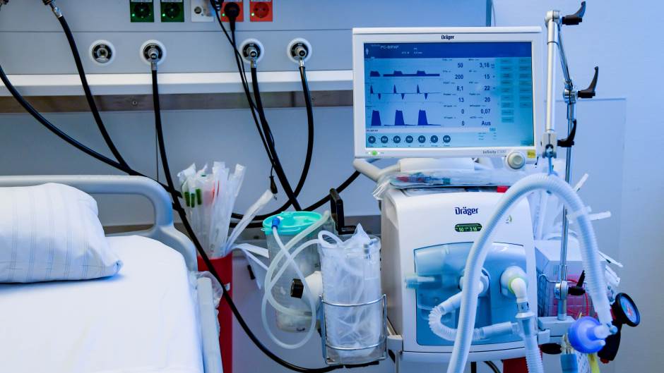 2020 03 25T160751Z 1665617762 RC24RF9ZOQ3E RTRMADP 3 HEALTH CORONAVIRUS GERMANY