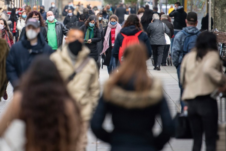 20201103222319 629877