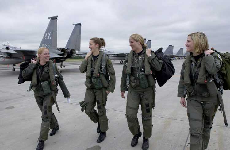 1280px F 15 pilots Elmendorf 750x489 1