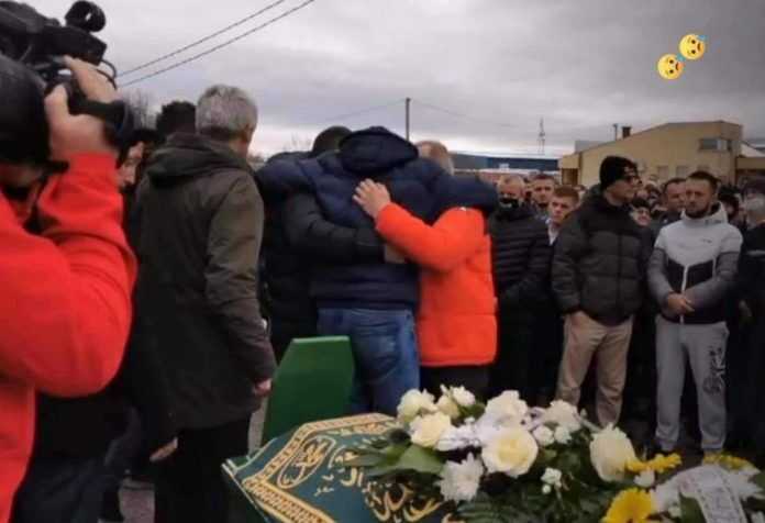 received 436013647817378 1024x700 1 696x476 1