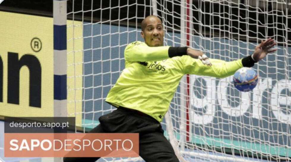 1C69DF40 7B2B 4EE8 B699 8DC653C3409D 1C69DF40 7B2B 4EE8 B699 8DC653C3409D