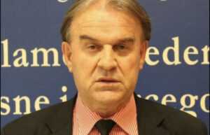 74A55F0C 6F24 4164 95C6 AC603A1B0E2B