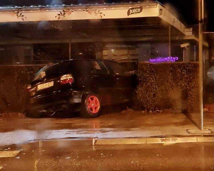 84F16917 0FB4 4E3A 9906 EFF1D356D5F1