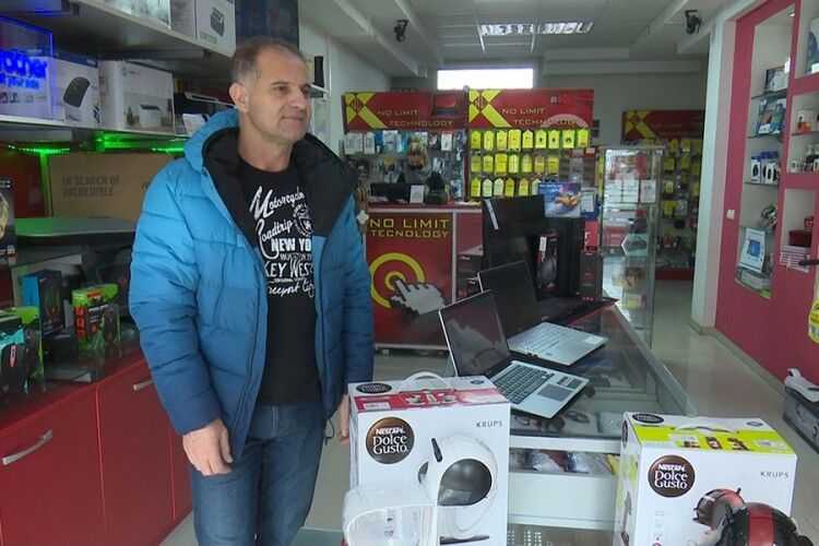 88697EAB 1E5E 45FE A38E AFB9AEB803AA