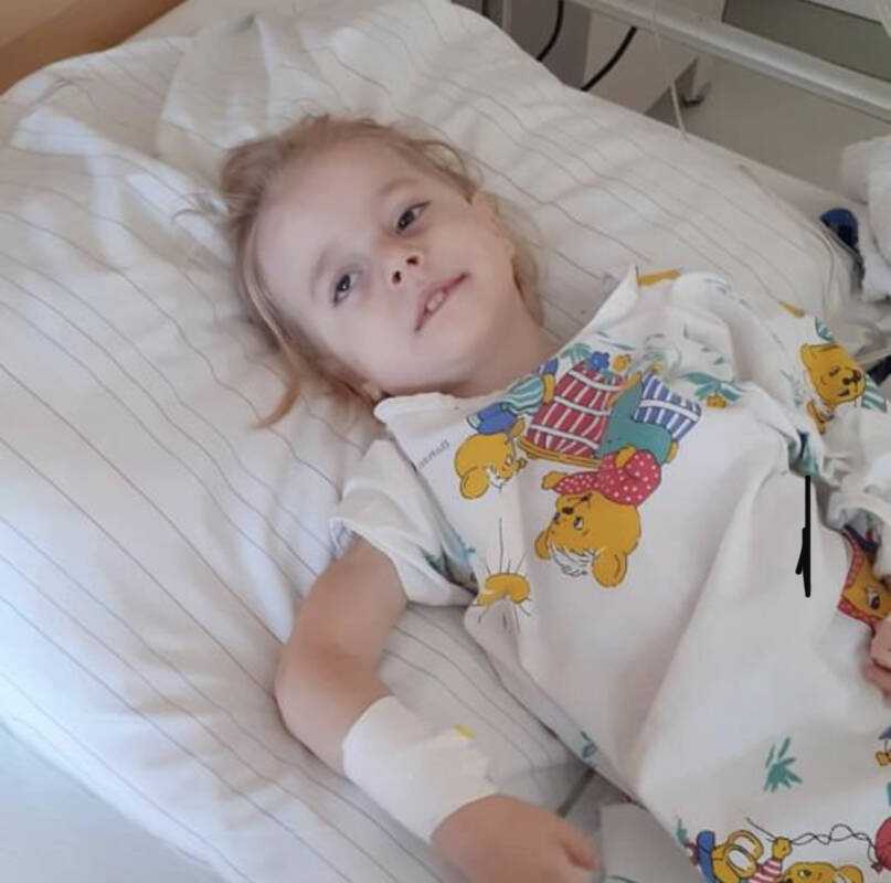 ABB278A8 8452 4D2E A547 72DBA77416AE