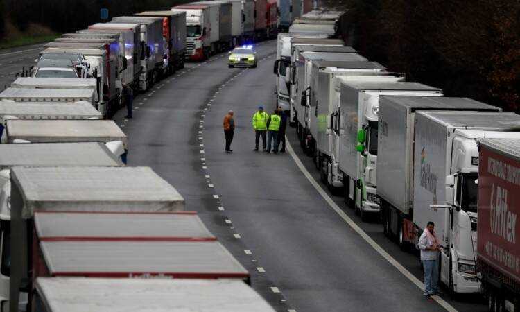 Britanija kamioni Foto AP