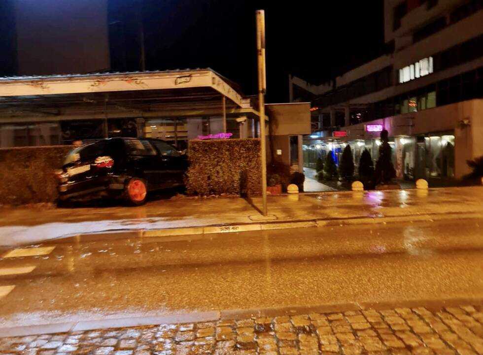 EA85B0CB F27C 46D8 B226 2D2EE83F623B