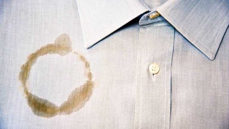 Mrlje od ulja na odjeći očistite bez muke uz dva prirodna sastojka