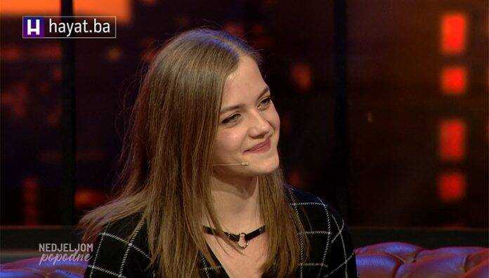 selma nedjeljom 98 696x396 1